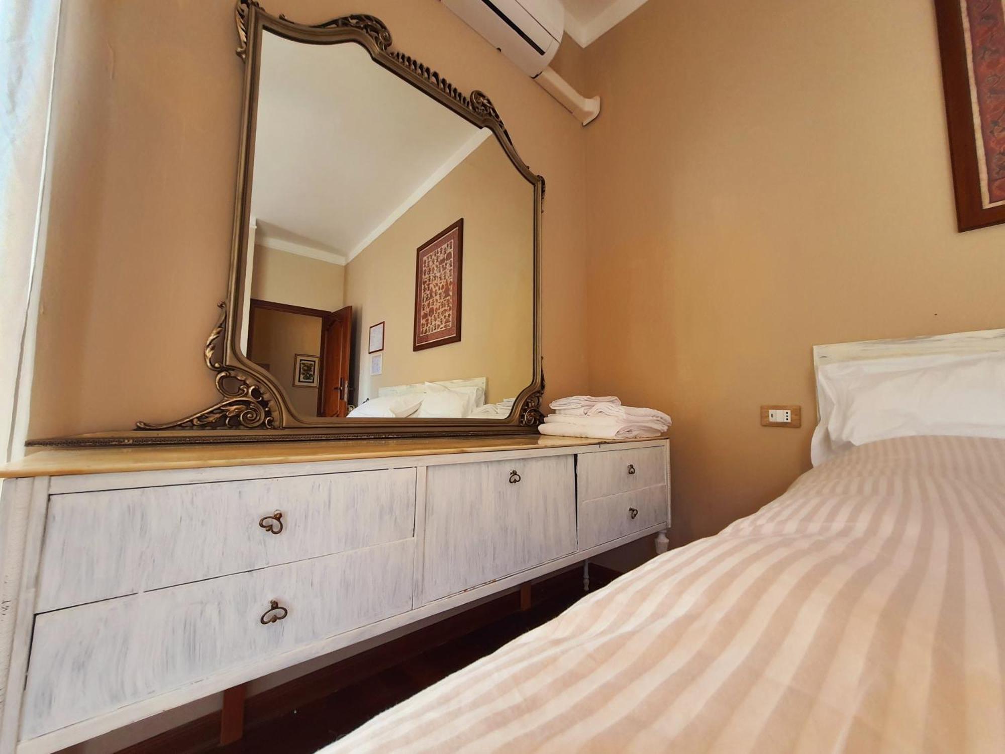 Le Stanze Dei Doria Hotel Valmontone Luaran gambar
