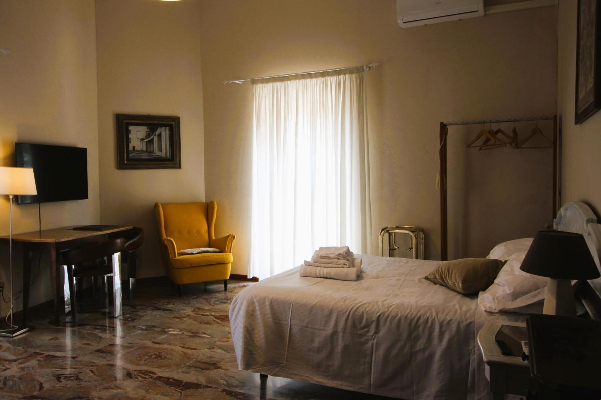 Le Stanze Dei Doria Hotel Valmontone Luaran gambar