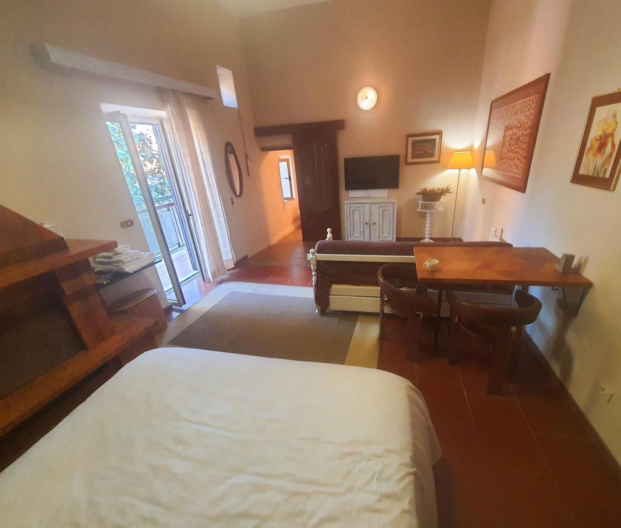 Le Stanze Dei Doria Hotel Valmontone Luaran gambar