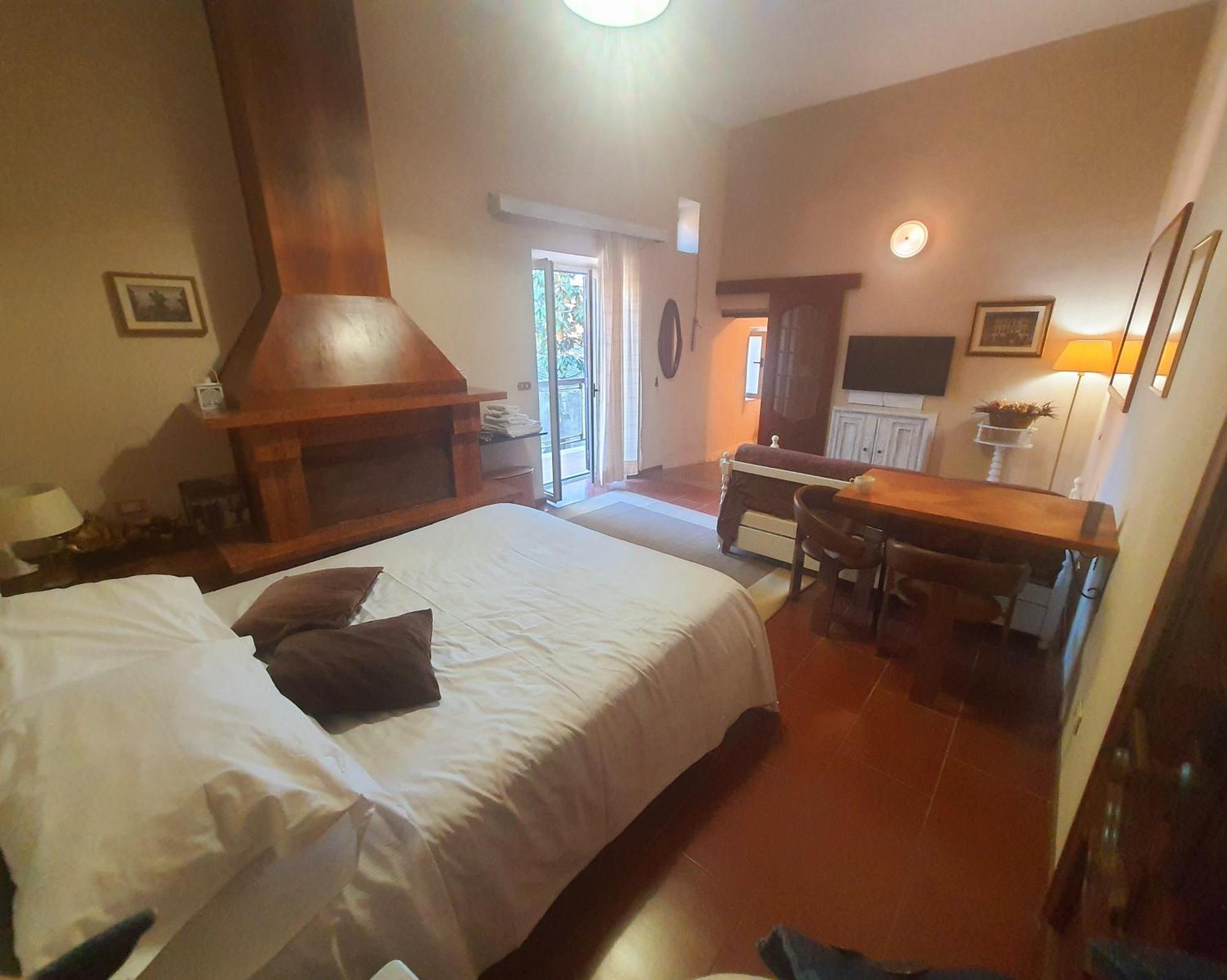 Le Stanze Dei Doria Hotel Valmontone Luaran gambar